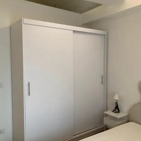 アパート Casa Sulla Piazzetta サルッツォ