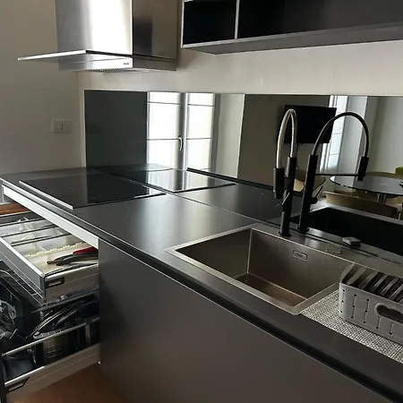 Casa Sulla Piazzetta Saluces